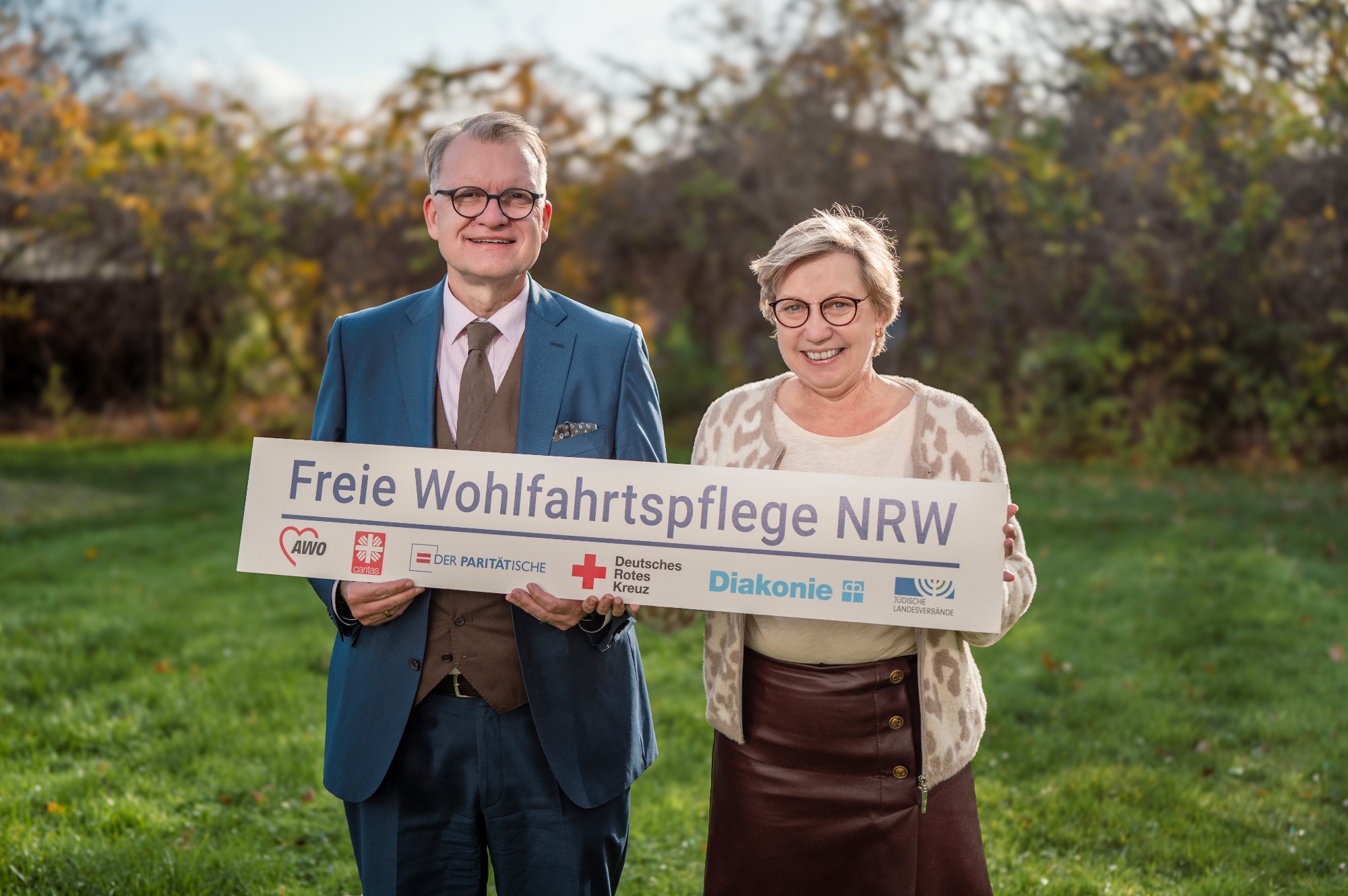 v.l.n.r.: Hartmut Krabs-Höhler (DRK Landesverband Nordrhein), Kirsten Schwenke (Diakonisches Werk Rheinland-Westfalen-Lippe)